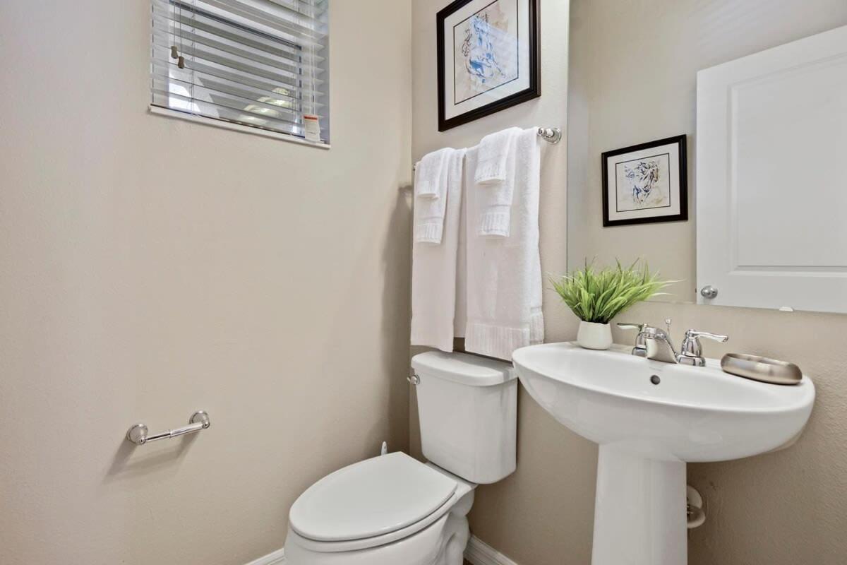 Stunning 4 Bd W/ Gameroom Close To Disney 5110K キシミー エクステリア 写真