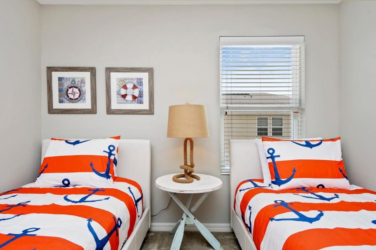 Stunning 4 Bd W/ Gameroom Close To Disney 5110K キシミー エクステリア 写真